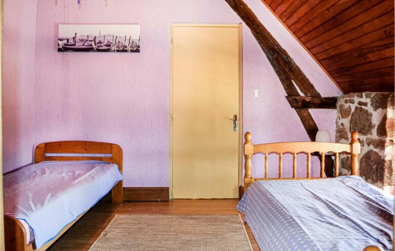 Holiday Home Lieu Dit Couty H-594
