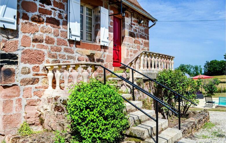 Holiday Home Lieu Dit Couty H-594