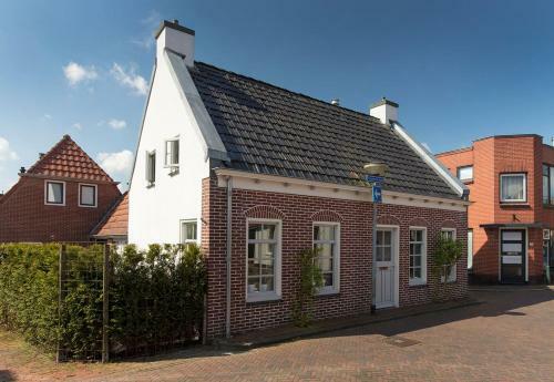 Karakteristiek Huis In Centrum Winsum