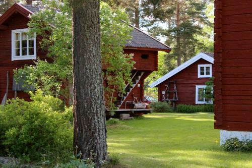 Lodge Bo Primitivt I H�rbret P� Oklag�rd