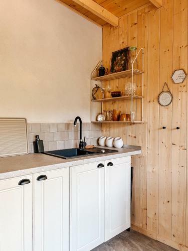 Bed & Breakfast Elysian Fields - The Island Tiny House