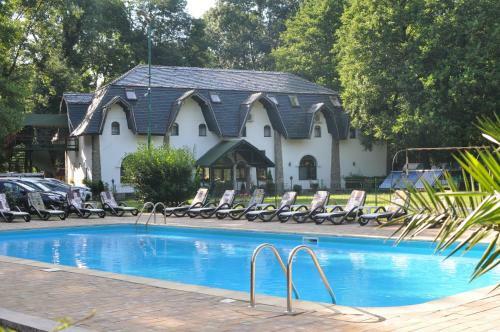 Hotel Domeniul Jale?