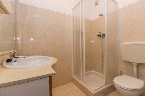 1 Bedroom Apartment By Algarvemanta