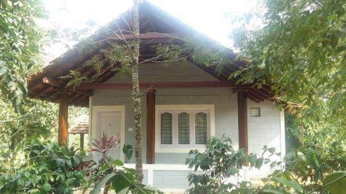 Vamoose Coorg Brookstone