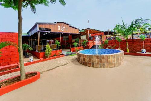 Hotel Capital O 91321 Rajgad Resort