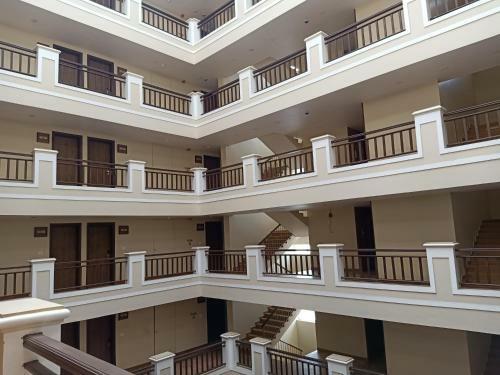 Hotel Sharayu One