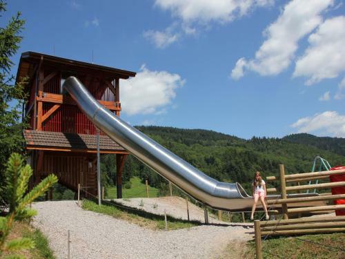 Holiday Home Les Chalets Des Ayes Le Thillot IV