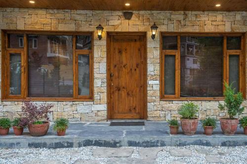 Villa Stayvista At The Artisans' Chalet