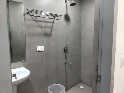 Hotel Grace Residency