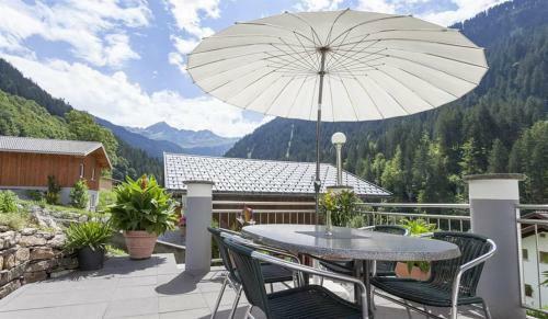 Apartamento G�stehaus Fitsch - Ferienwohnung In Silbertal