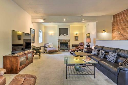 Historic Dtwn Loveland Home Expansive Patio!