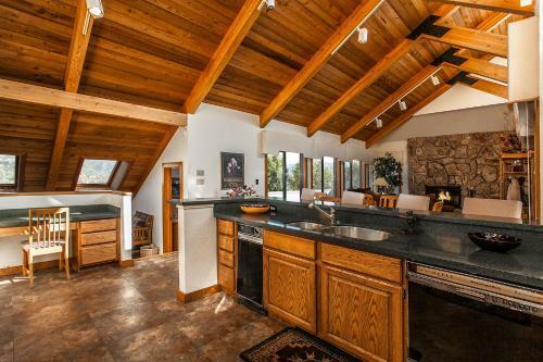 Northridge Hideaway Townhouse By Snowmass Vacations