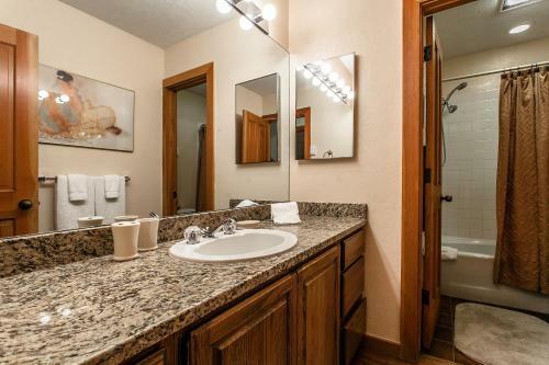 Northridge Hideaway Townhouse By Snowmass Vacations