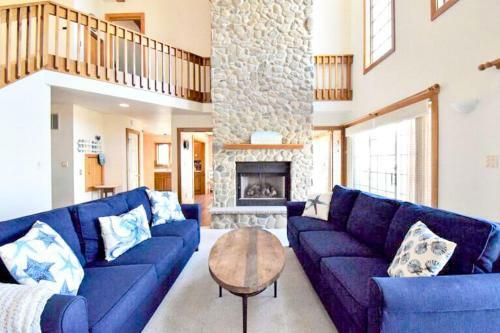 Cape Shores 520 East Cape Shores Dr