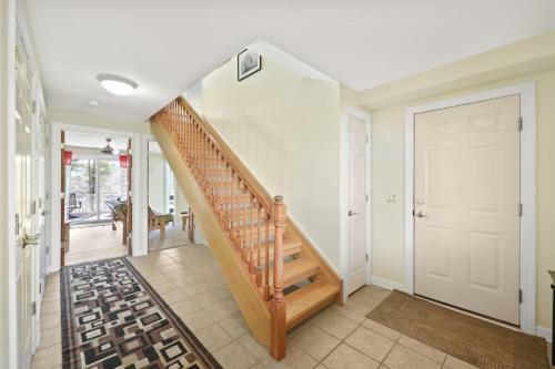 Cape Shores 411 East Cape Shores Dr