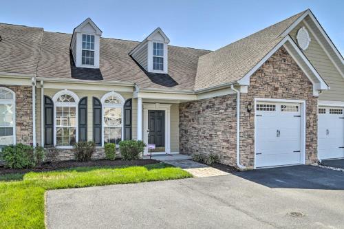 Spacious Millville Townhome Less Than 4 Mi To Beach!