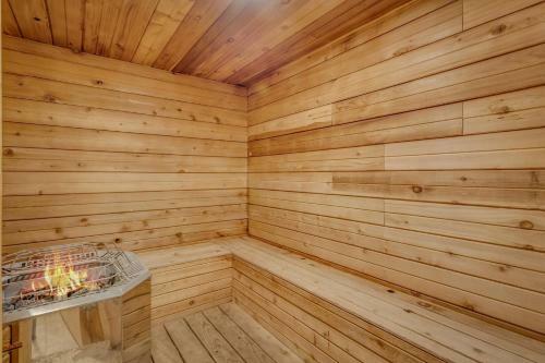 #1031- Stunning Northstar Condo Close To Skiing
