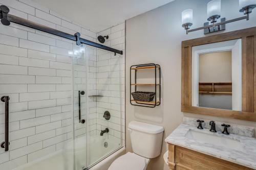 #1031- Stunning Northstar Condo Close To Skiing