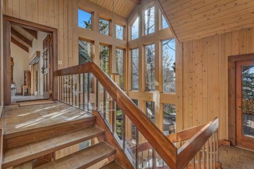 #1034- Ski In, Ski Out Home On The Slopes