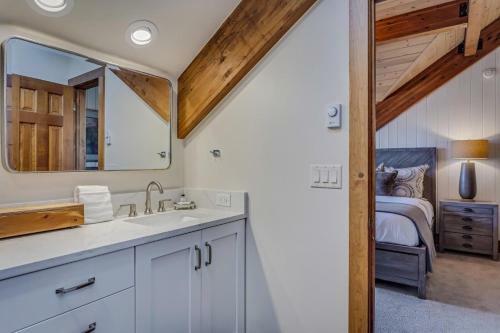 #1034- Ski In, Ski Out Home On The Slopes