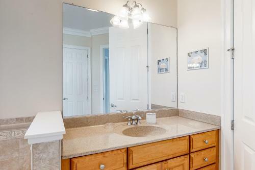 Bayside Resort --- 31536 Winterberry Pkwy