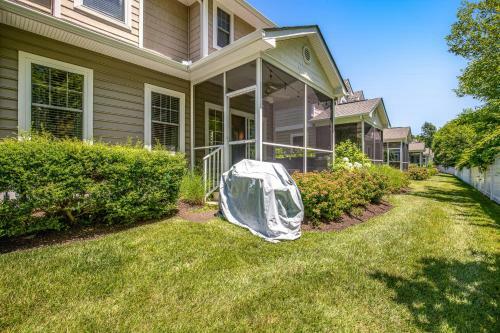 Oyster Bay Villas --- 37500 Kaitlyn Dr Unit #23
