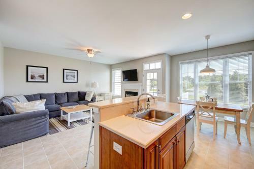 Grande At Canal Pointe 37287 Trent Ct