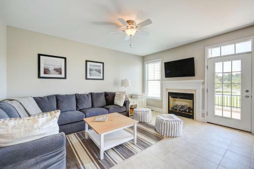 Grande At Canal Pointe 37287 Trent Ct