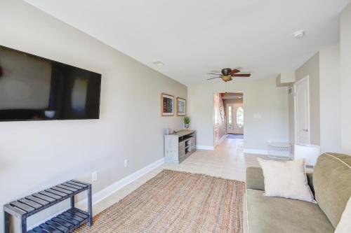 Grande At Canal Pointe 37287 Trent Ct