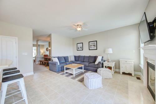 Grande At Canal Pointe 37287 Trent Ct