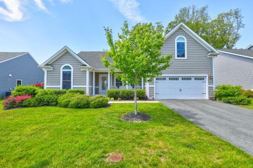 Grande At Canal Pointe 37484 Liverpool Ln