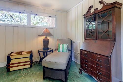 Ocean View --- 30839 Cedar Neck Rd
