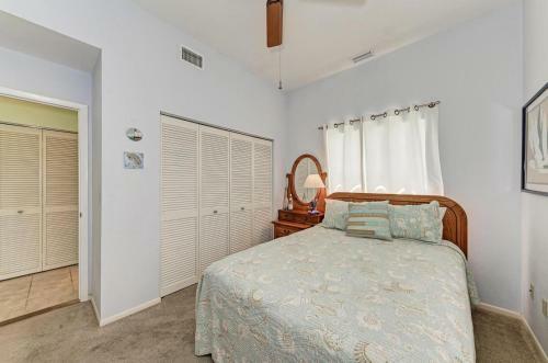 Beach House On Bay - 303 North Bay Blvd