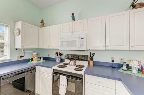 Beach House On Bay - 303 North Bay Blvd