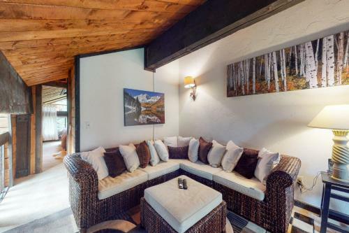 Vail On The River