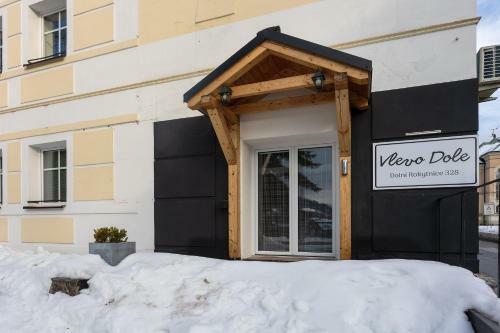 Hostal Apartm�ny Vlevo&dole