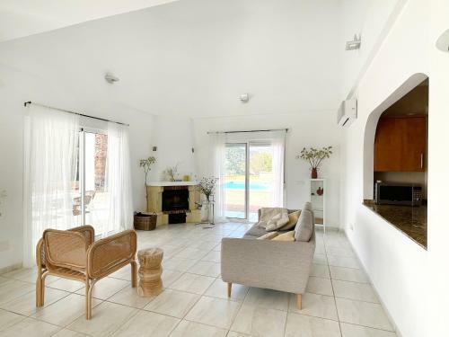 Villa Tranquil Oasis In The Andalusian Hills