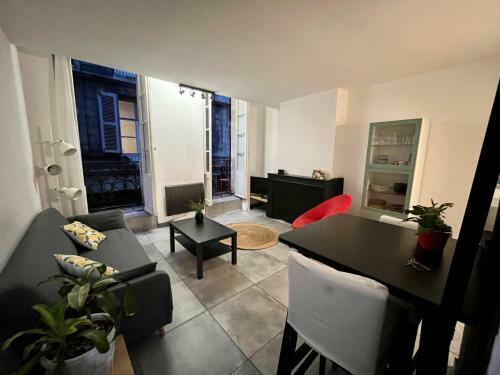 Apartamento Appartement Cosy Avec Balcon, Centre Historique