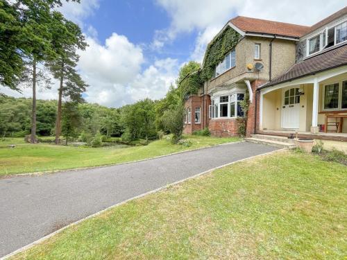 Deer Leap House