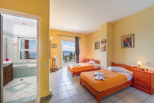 Villa Vrysoulla By Villa Plus