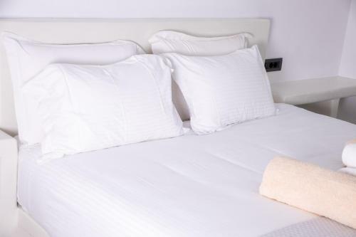 Hotel White Cave Villas