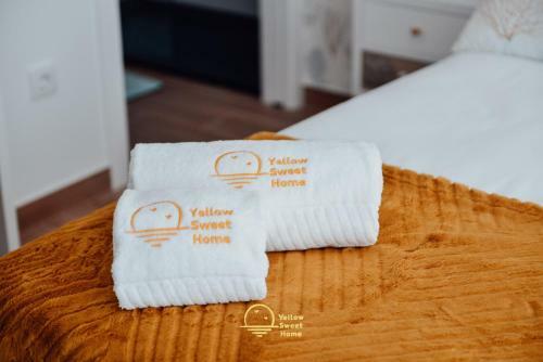 Yellow Sweet Home - Beatriz