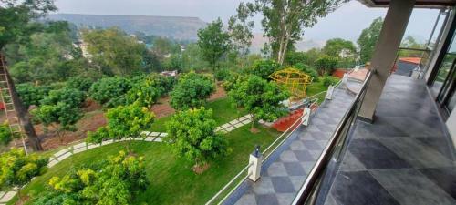 Tulsi Villa Litchi Baug