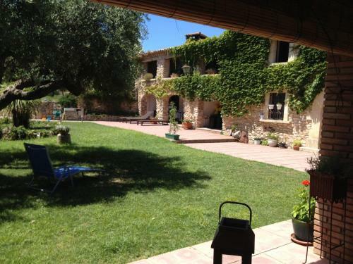 Agroturismo Chilliman & Mas Mir� Biofarm