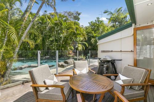 Maher Tce Rainforest Retreat Is The Ideal Beach House