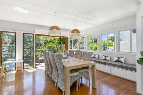 Maher Tce Rainforest Retreat Is The Ideal Beach House