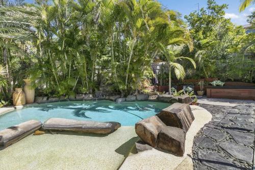 Maher Tce Rainforest Retreat Is The Ideal Beach House