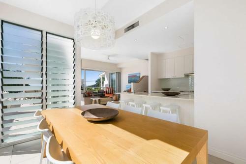 Silver On Sunrise Spacious Townhouse With Ocean Views Private Use Pool 3 Bed 3 Bath