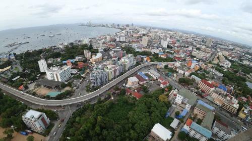 100 Great Pattaya Bay Seaview 30th Floor 1br1bth