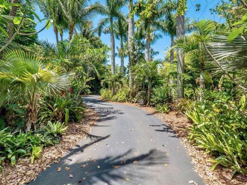 Bali Hi Estate